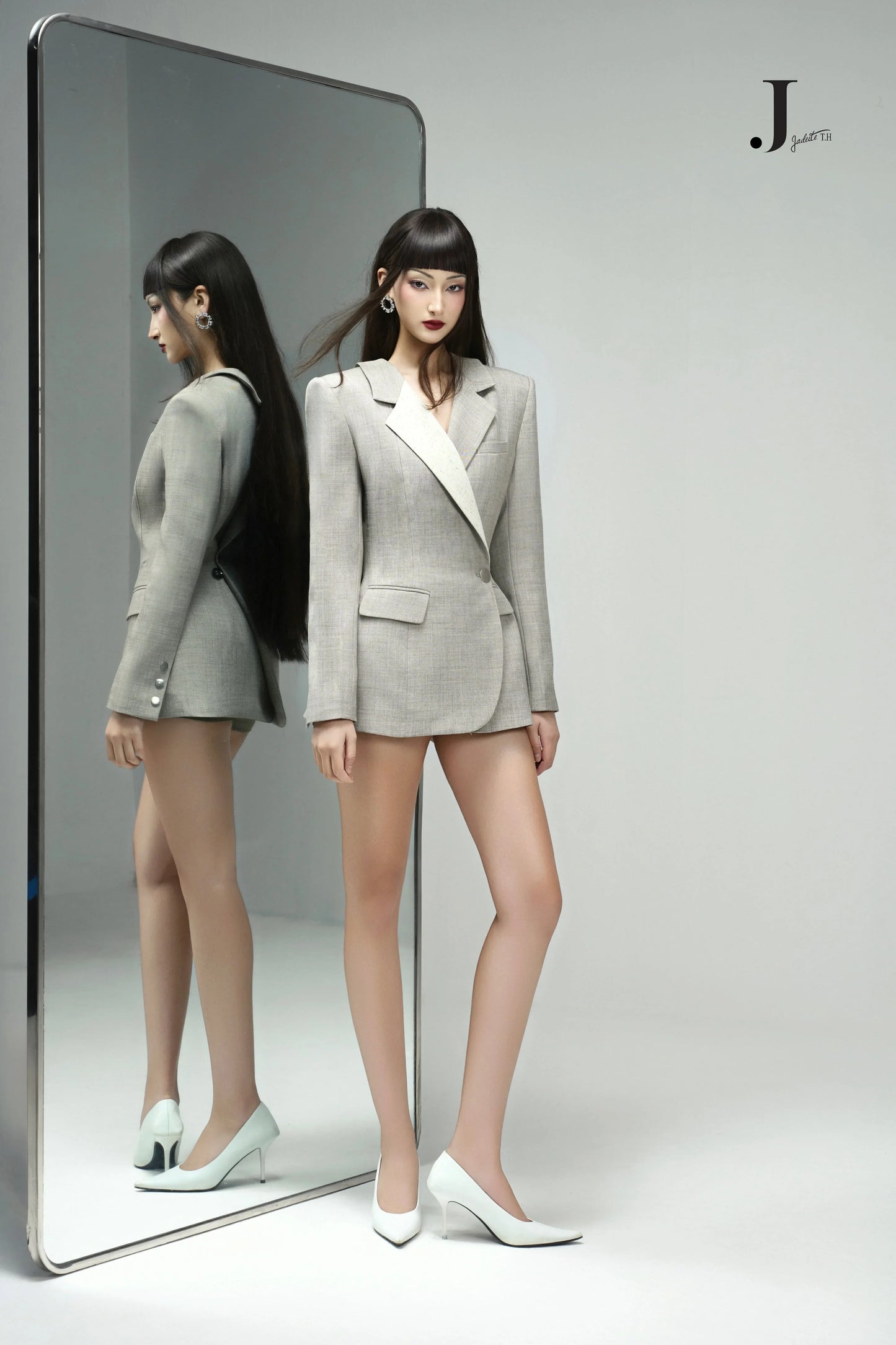 2-side Beige Vest & Ash Grey Short-Skirt